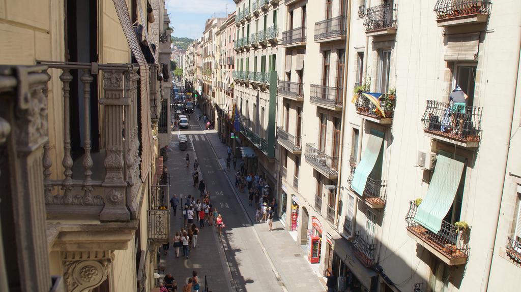 Hostal Mimi Las Ramblas Barcelona Room photo