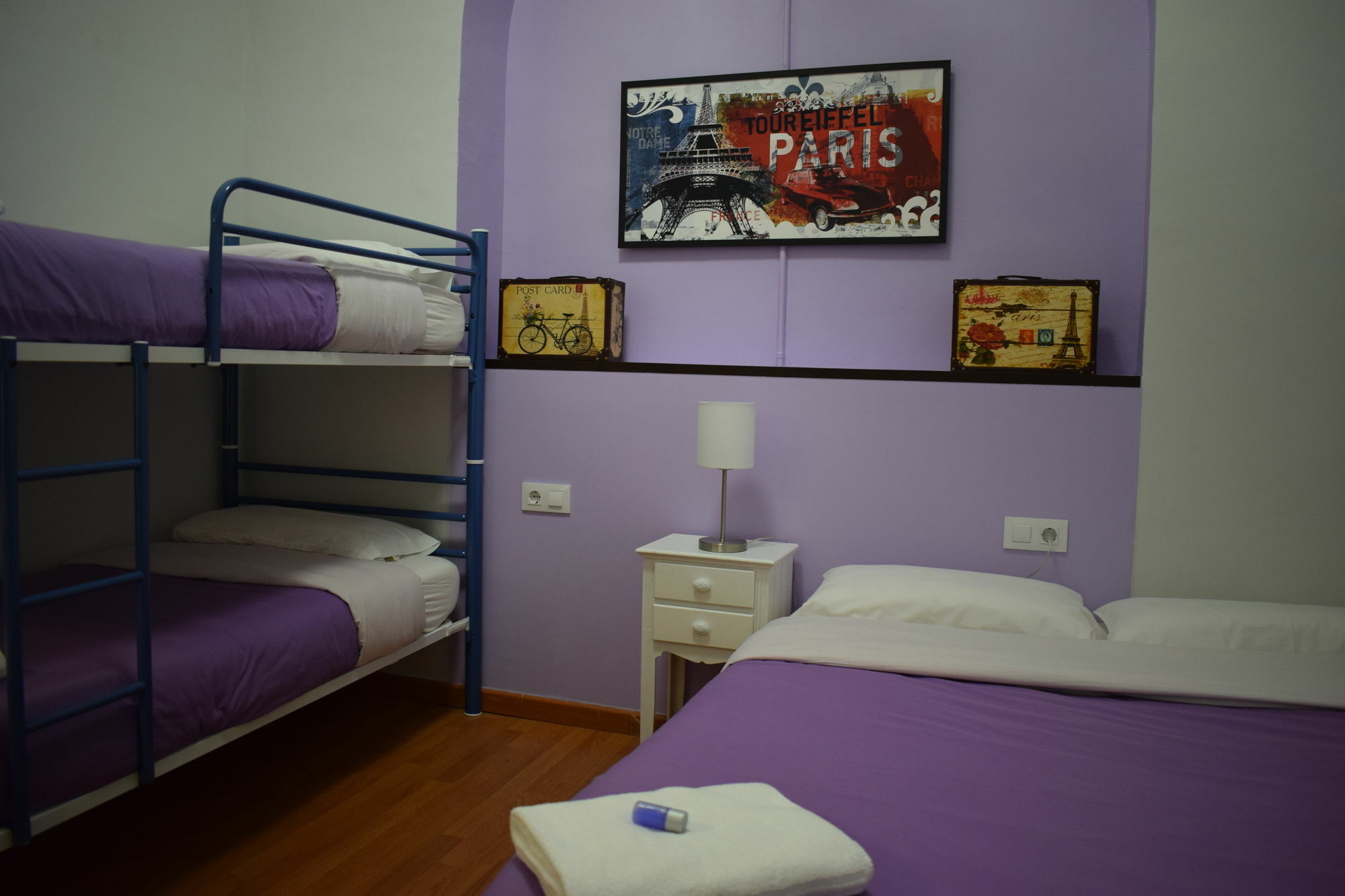 Hostal Mimi Las Ramblas Barcelona Exterior photo